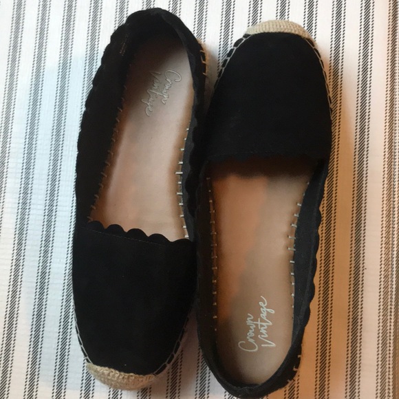 Black Scalloped Espadrilles - Picture 2 of 5